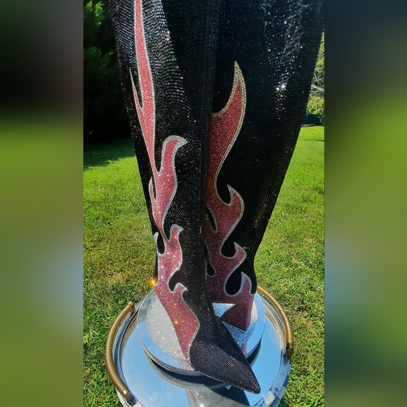BRAND NEW US 10🔥Gianni Bini ZANDER Rhinestone Flame Pointed Toe Tall Boot us 10 - Picture 6 of 6